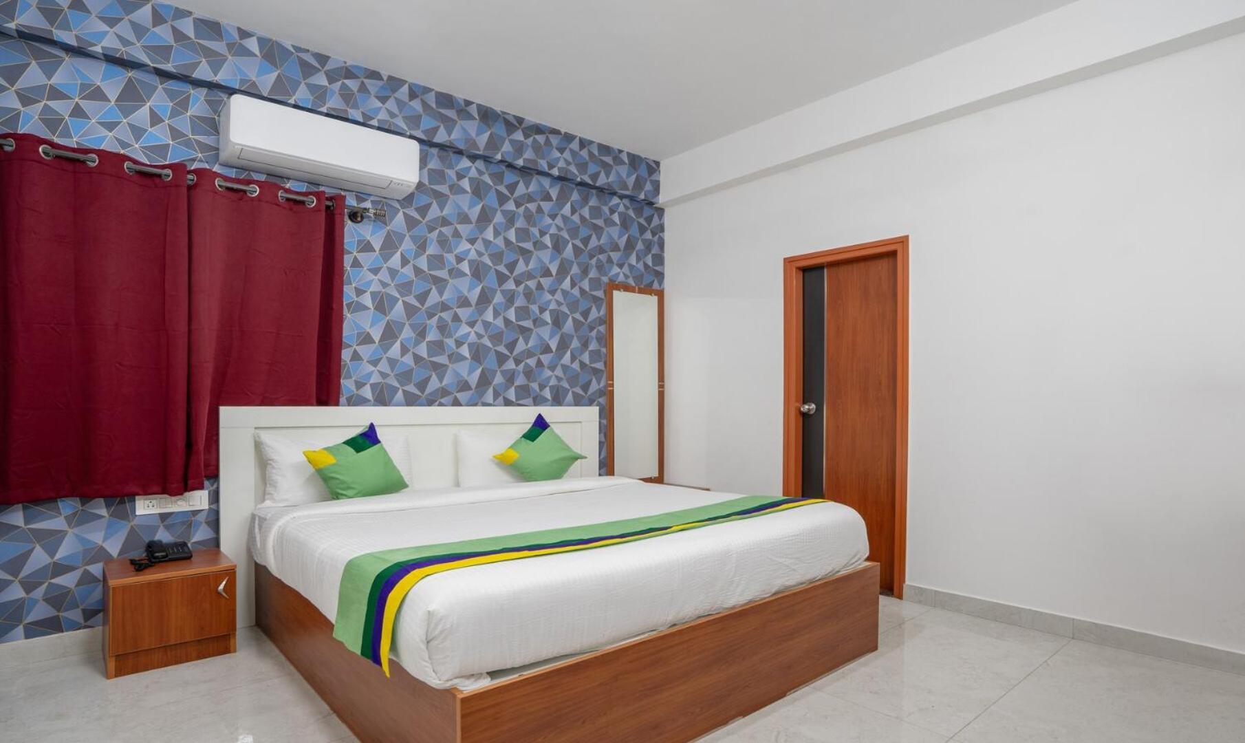 Hotel Royal Platinum Bangalore Luaran gambar