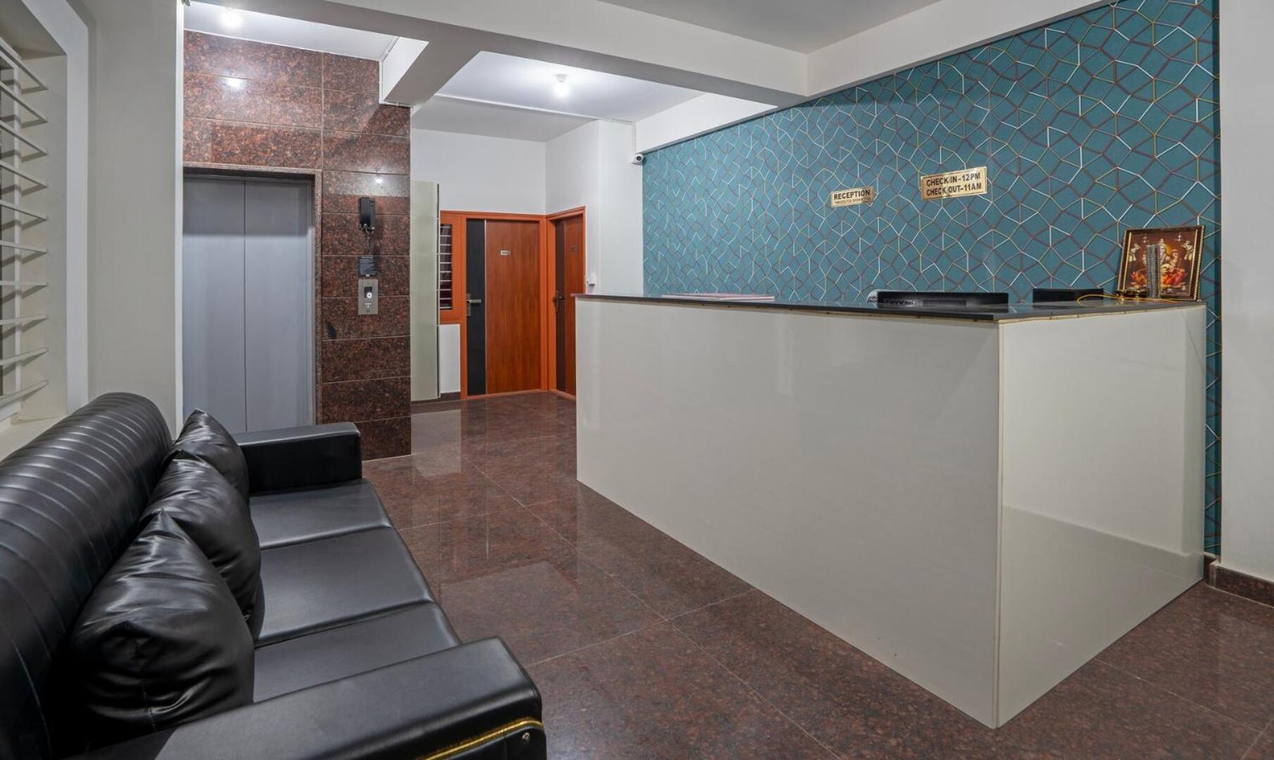 Hotel Royal Platinum Bangalore Luaran gambar