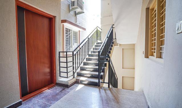 Hotel Royal Platinum Bangalore Luaran gambar